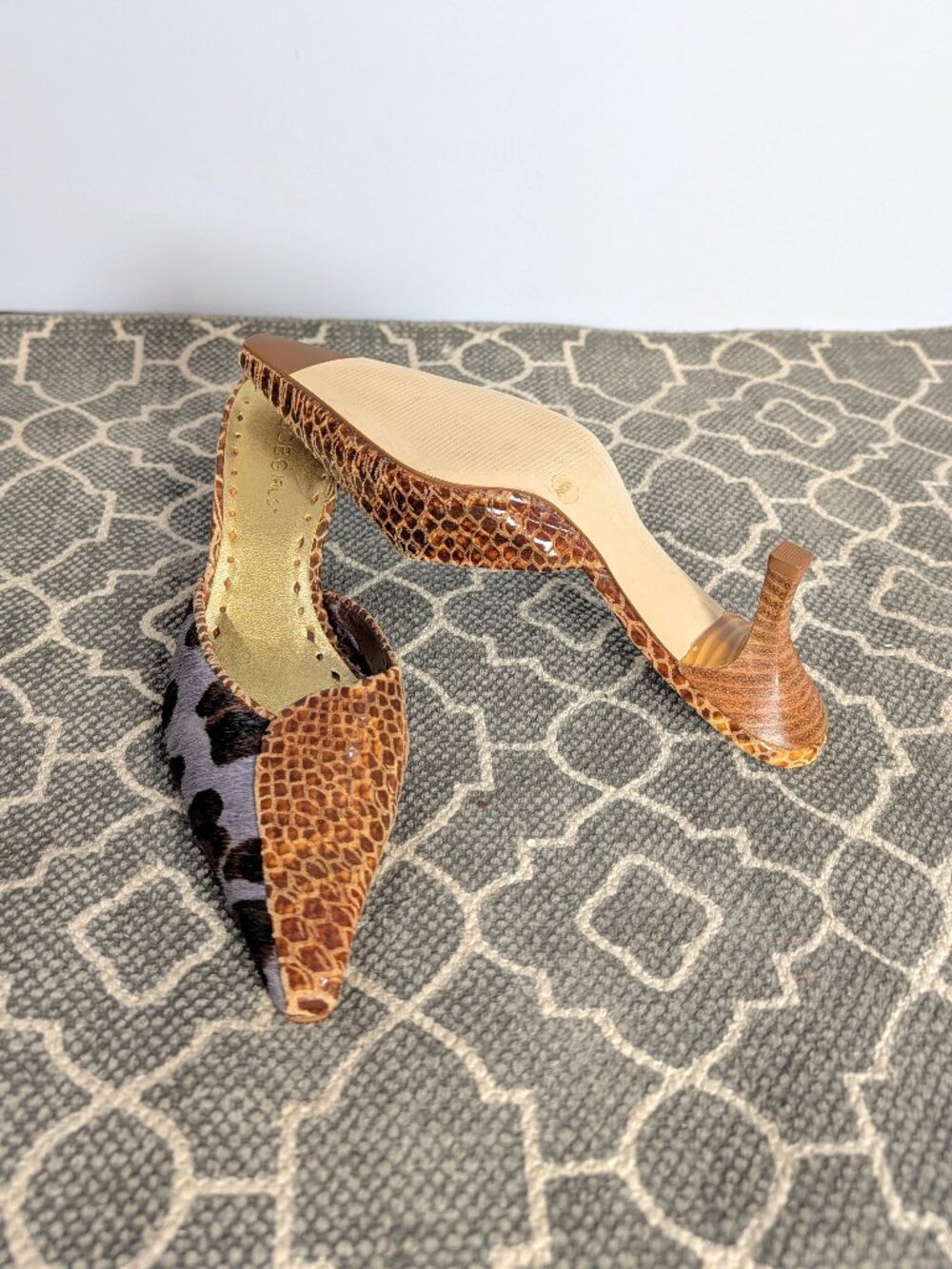 BCBGirls Animal Print Leather Heel Shoes  Sz 6.5